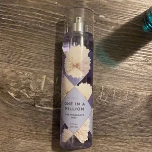 Bath and body works spray